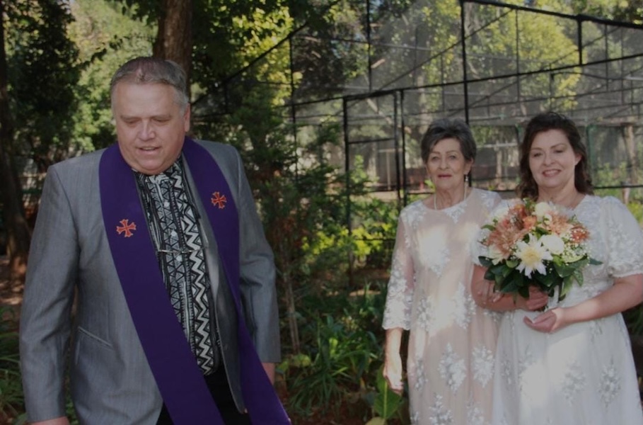 Wedding ceremony by Dr. Gerrit Rademeyer in Blanco